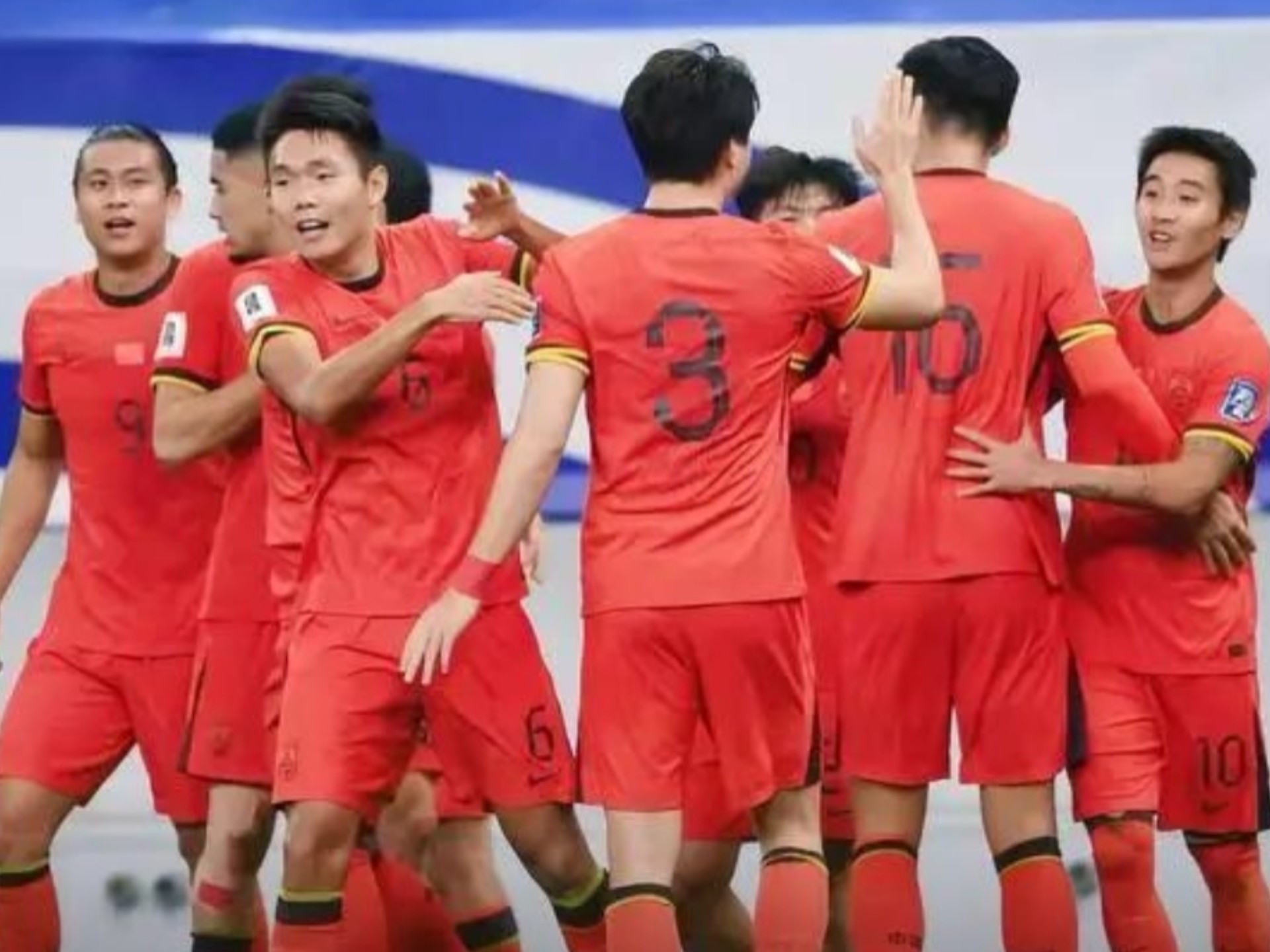 的銅牆鐵壁 的銅牆鐵壁