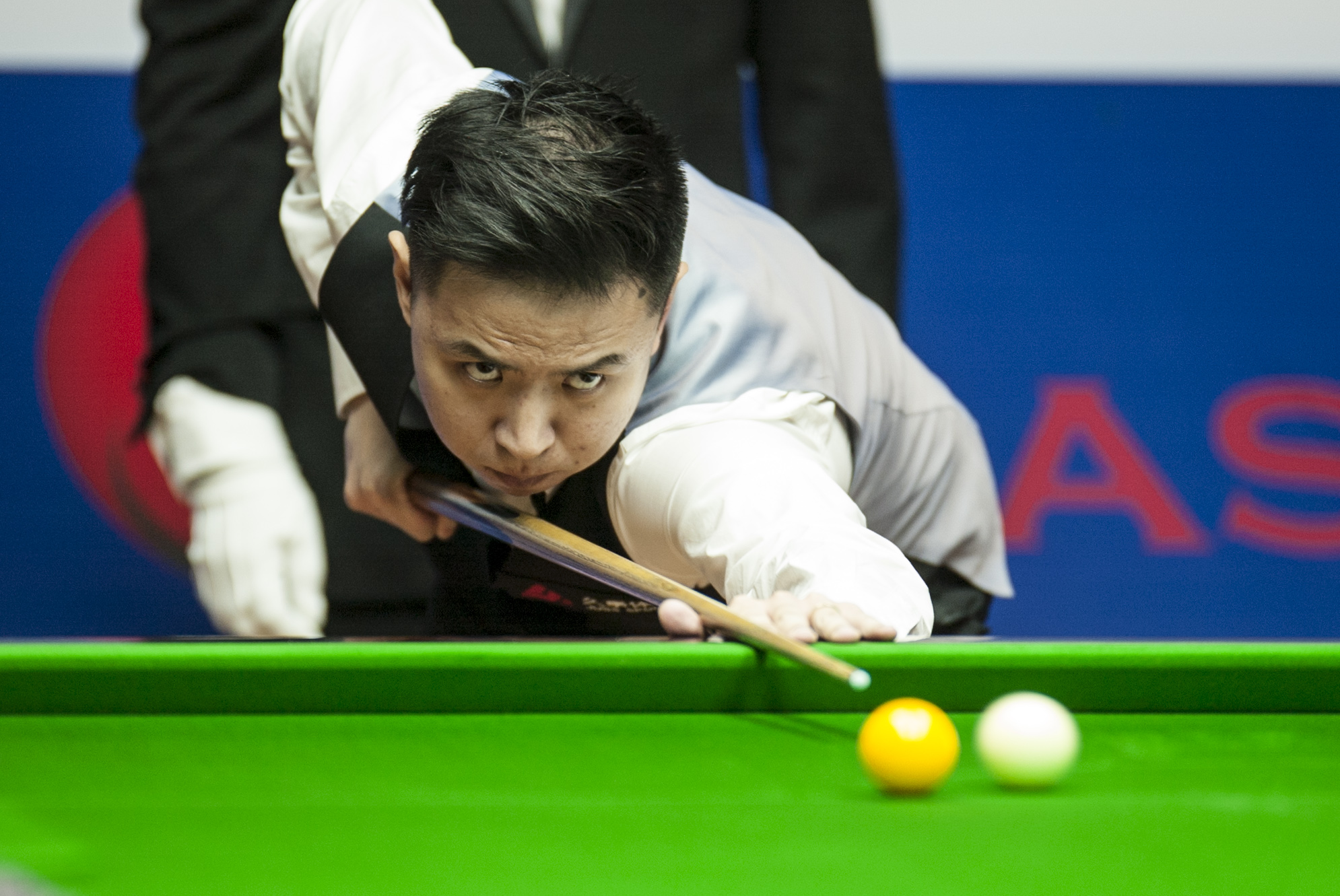 表现感到赞 表现感到赞