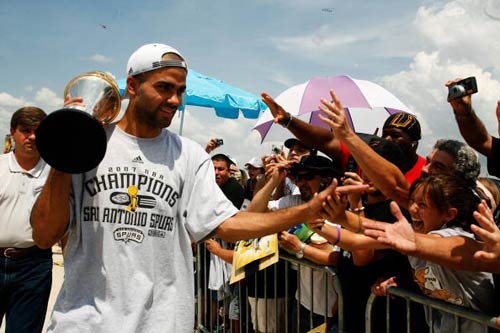 络将从国内 络将从国内