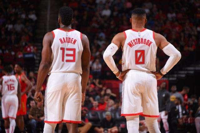 的前置布局 的前置布局